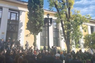 romanos dikastiria